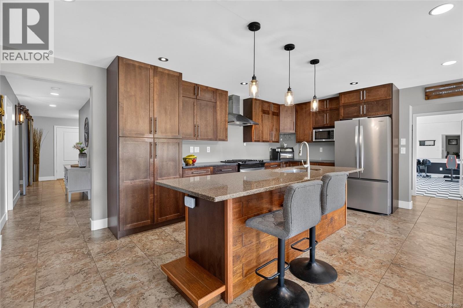 538 Edgewood Dr - 13