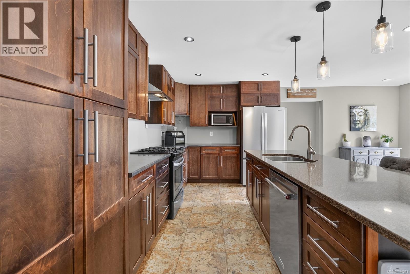 538 Edgewood Dr - 14