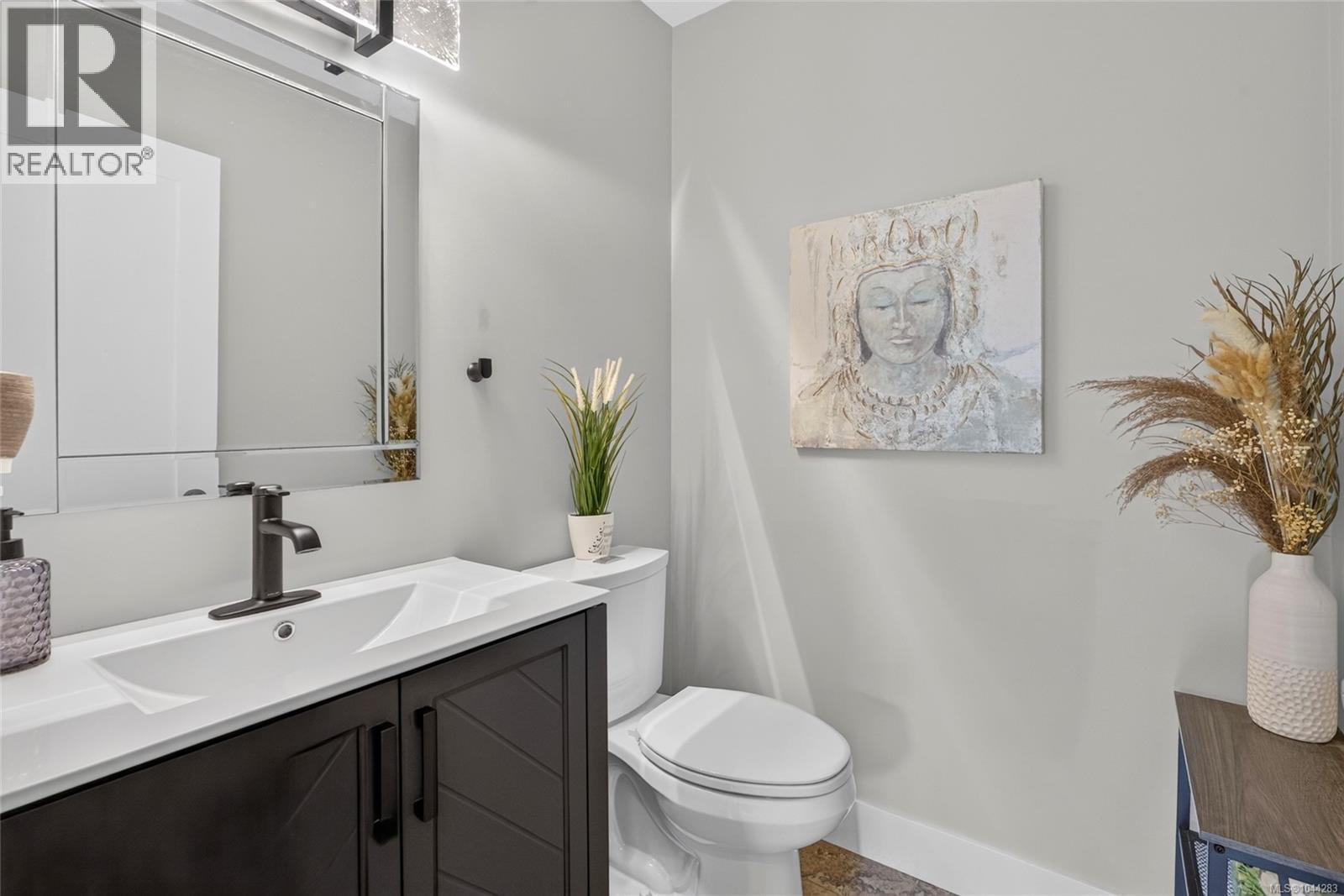 538 Edgewood Dr - 27