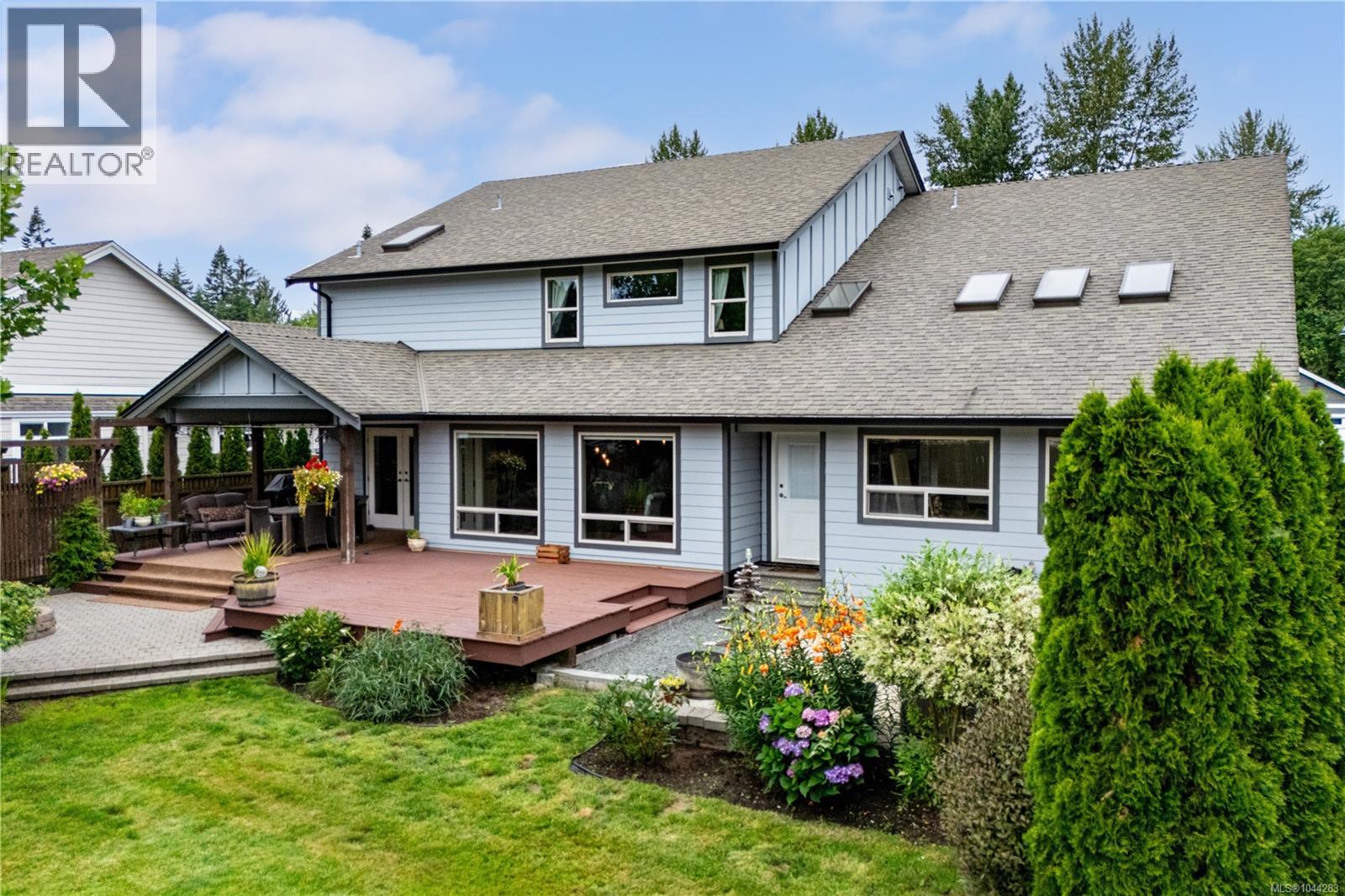 538 Edgewood Dr - 65