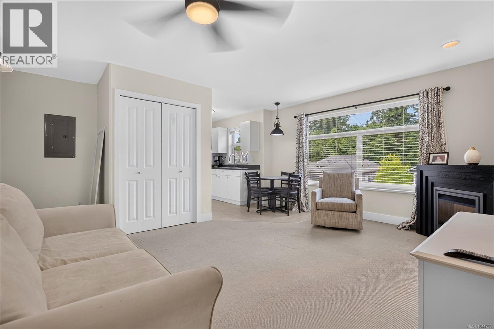 538 Edgewood Dr - 51