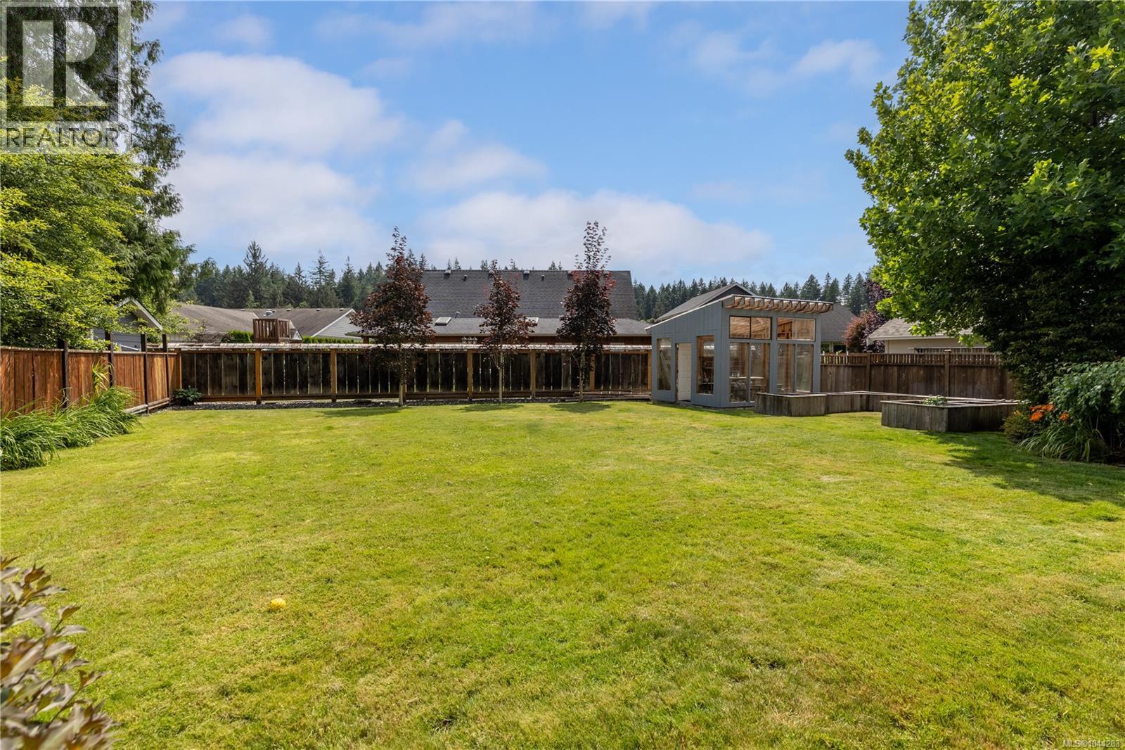538 Edgewood Dr - 79
