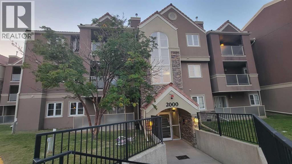 13, 2000 Edenwold Heights NW, Edgemont, Calgary photo 1