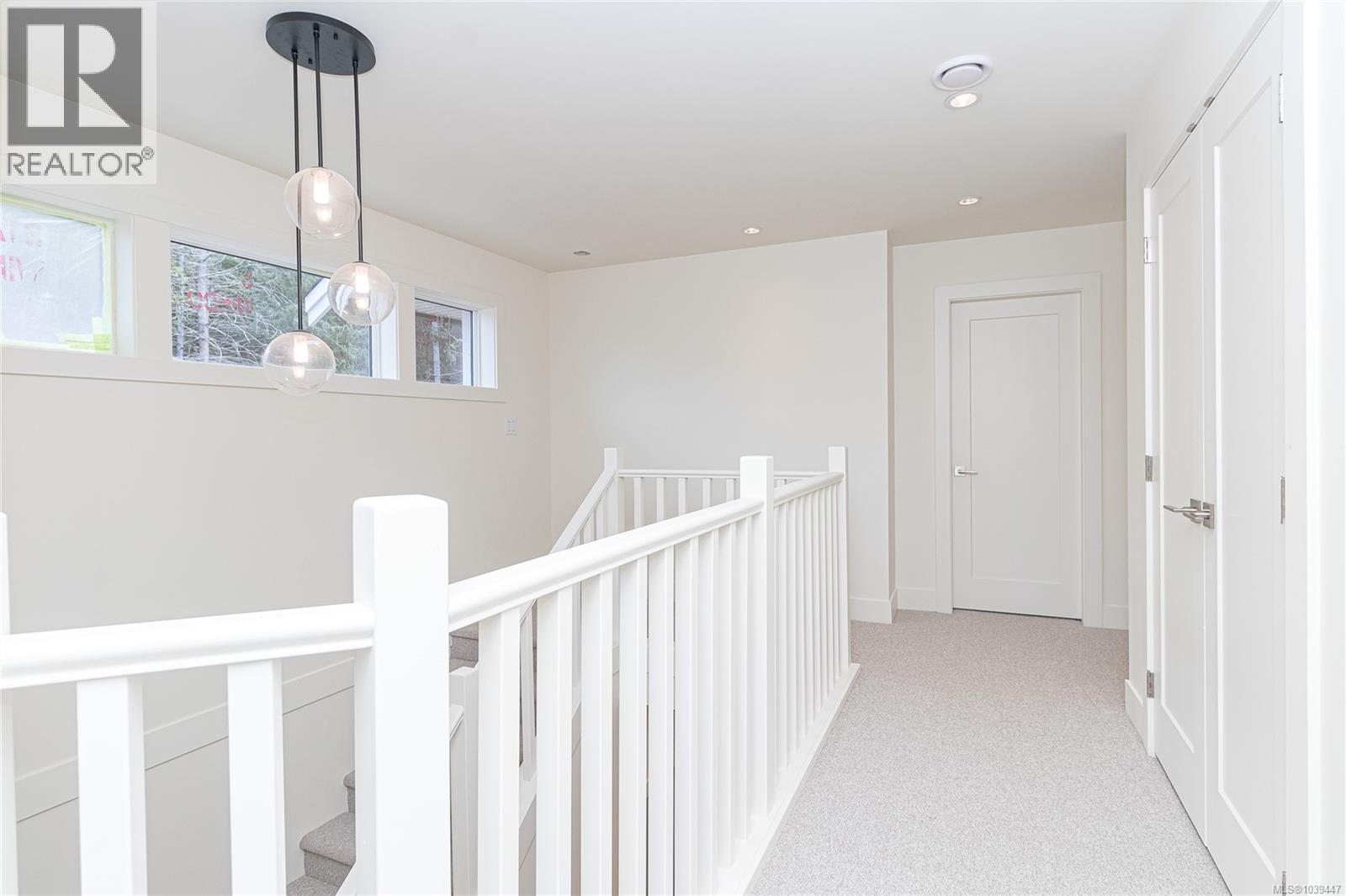 2172 Bellflower Dr - Image 23