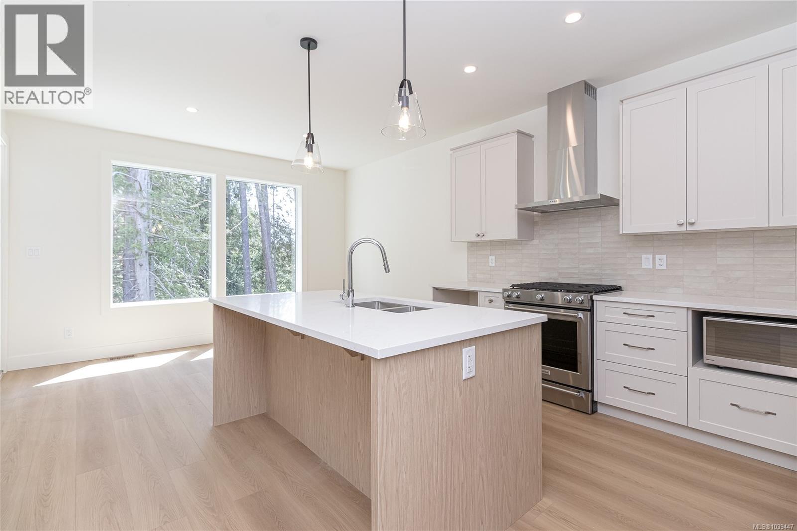 2172 Bellflower Dr - 11