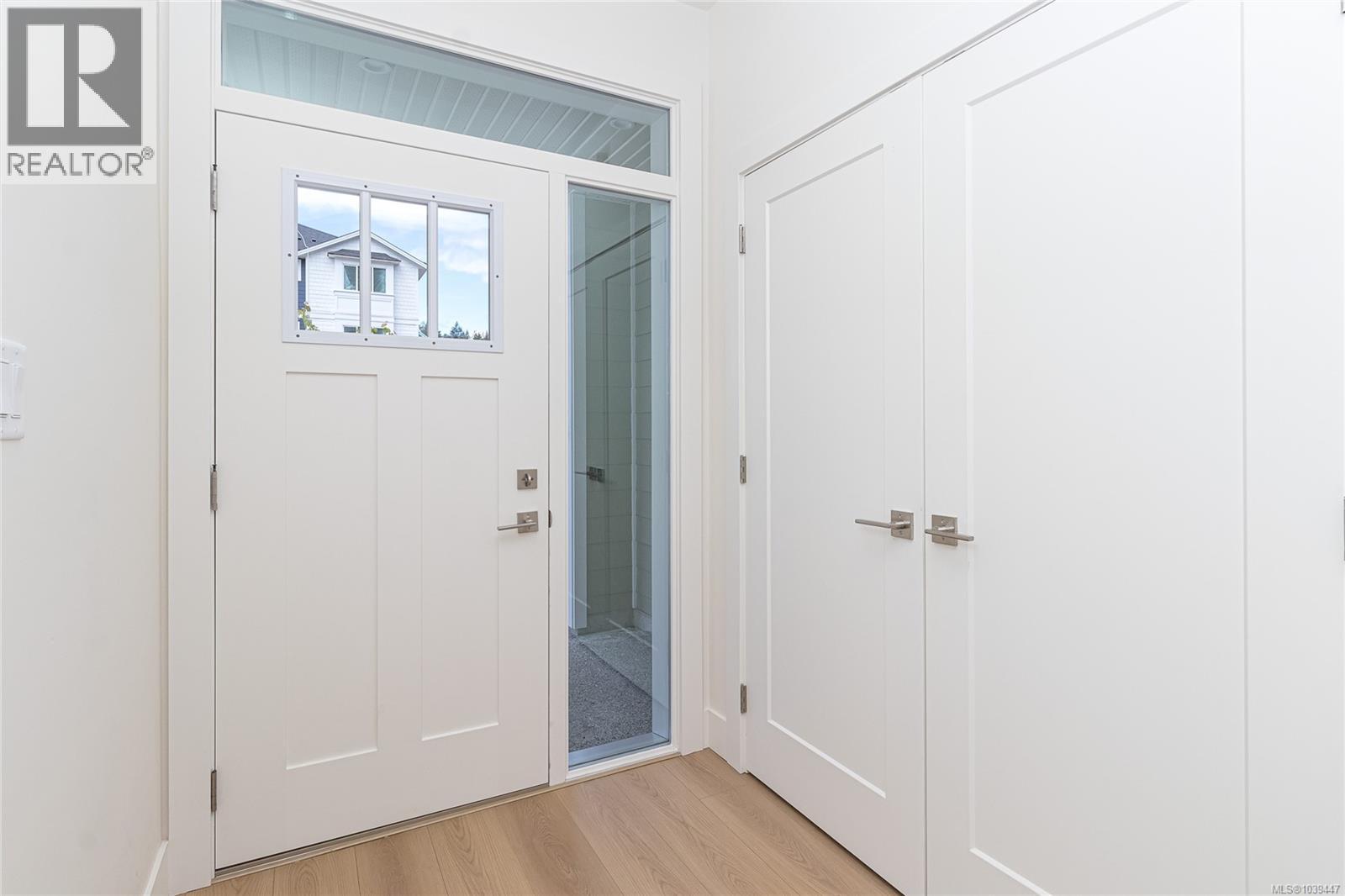 2172 Bellflower Dr - Image 3