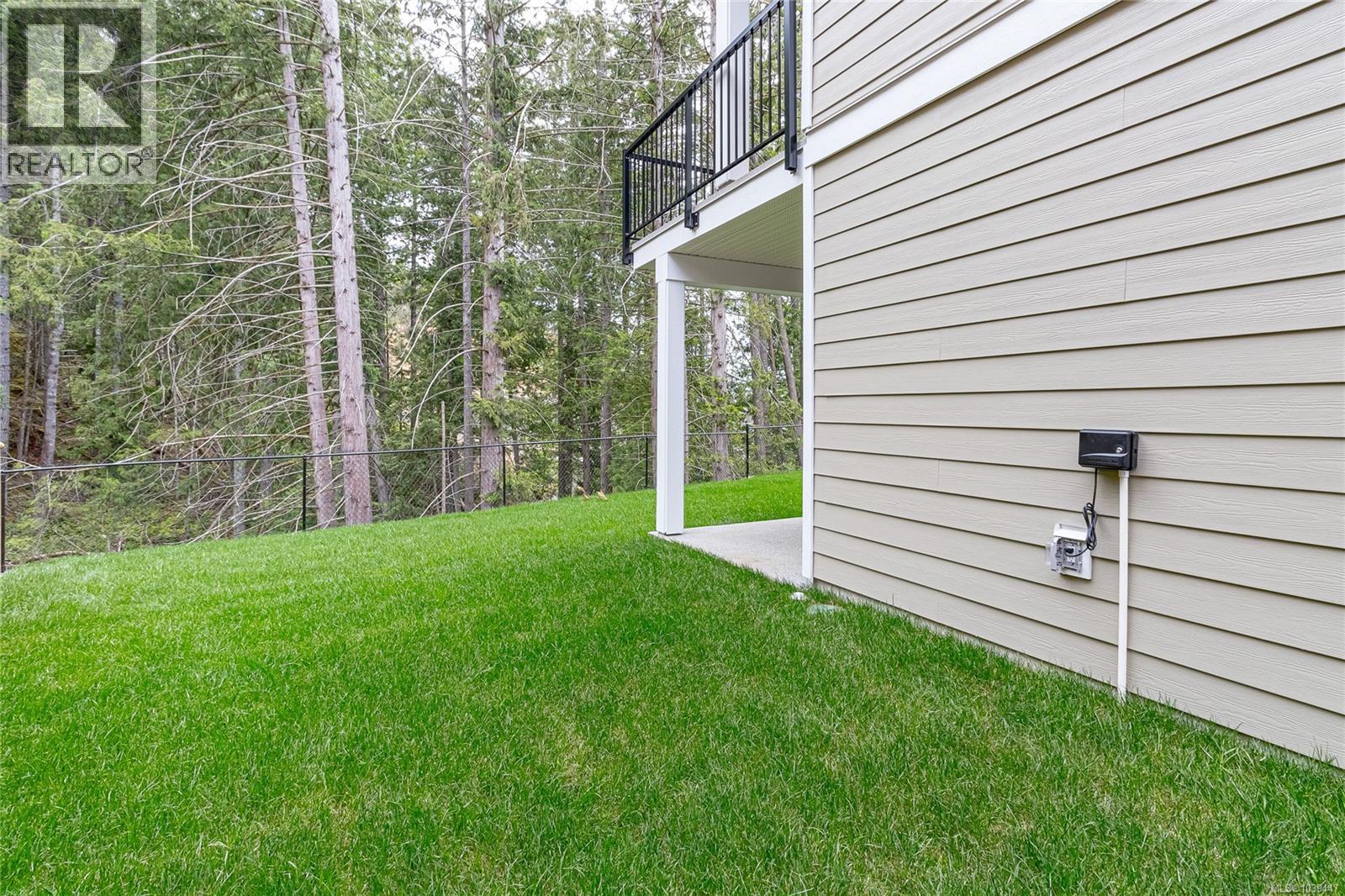 2172 Bellflower Dr - Image 37