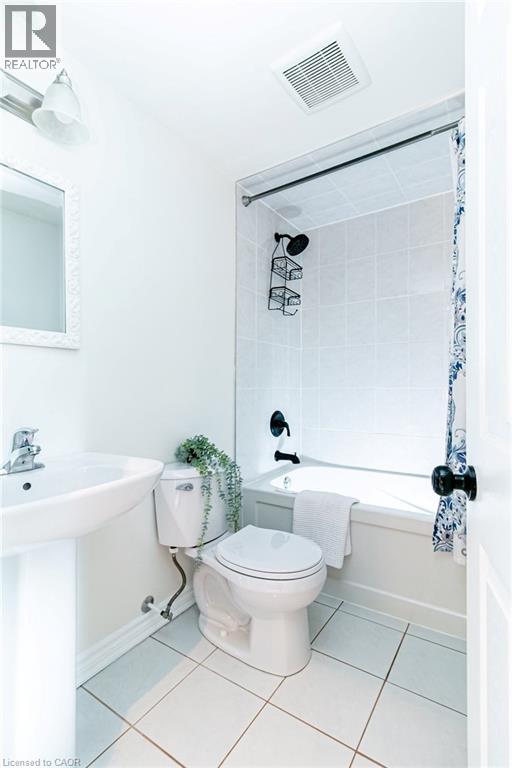 4 BALMORAL Court - Image 27