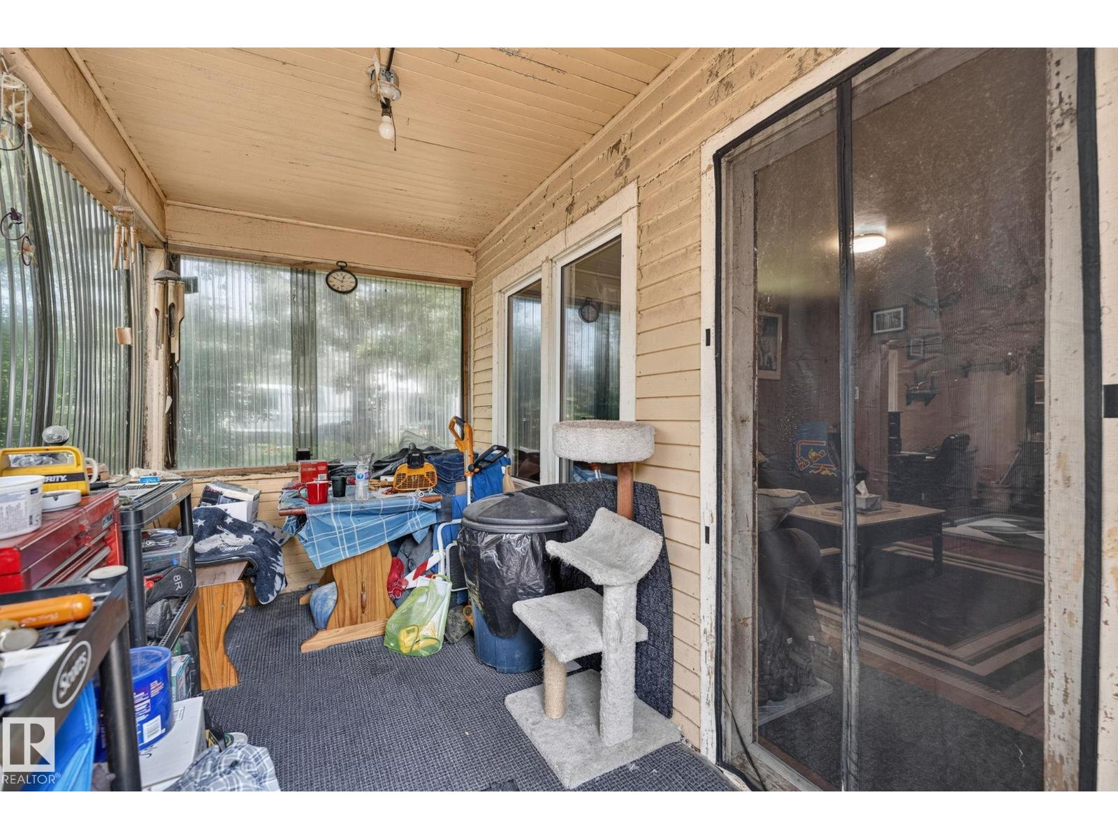 4711 50 ST - Image 4