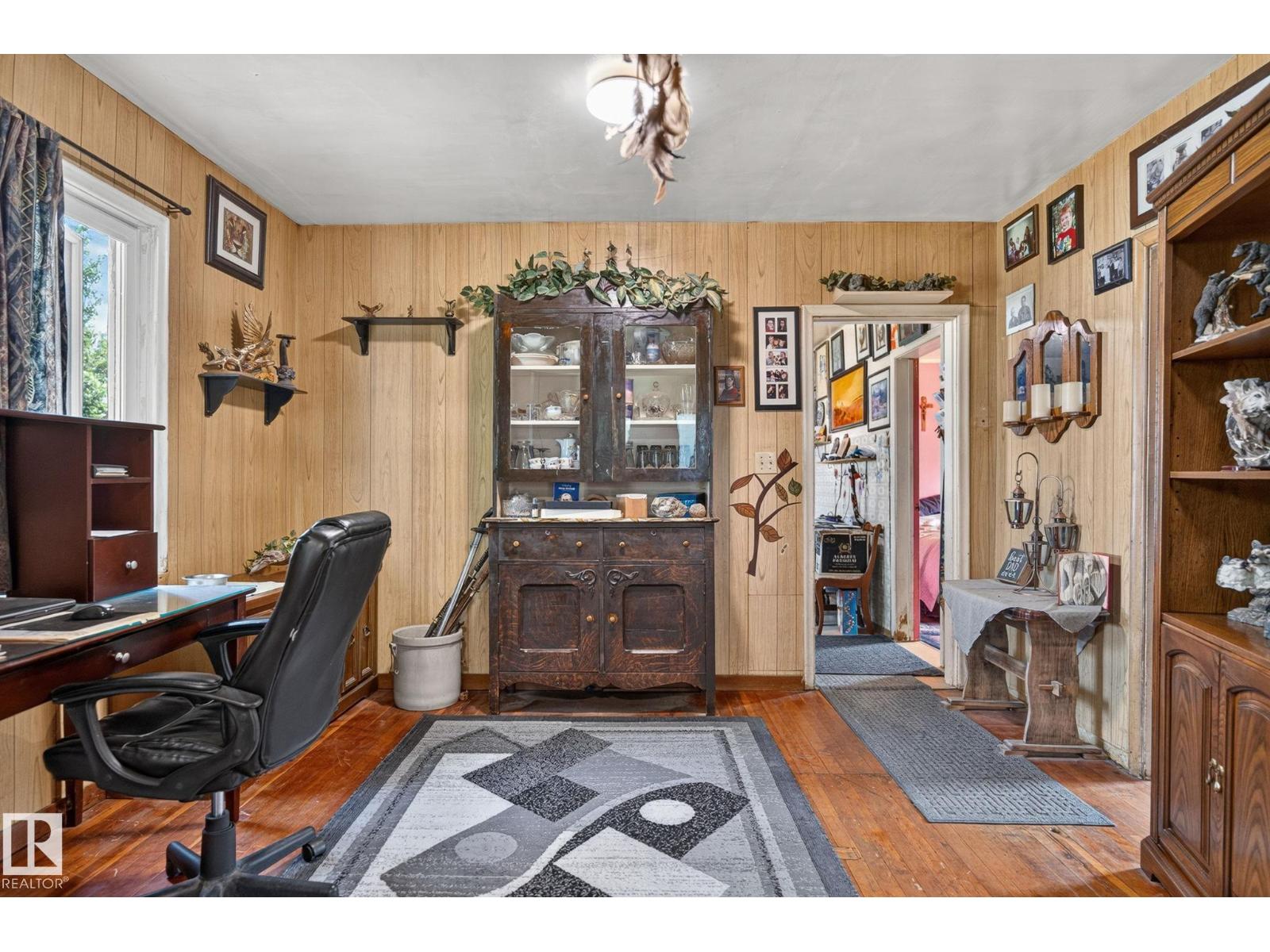 4711 50 ST - Image 7