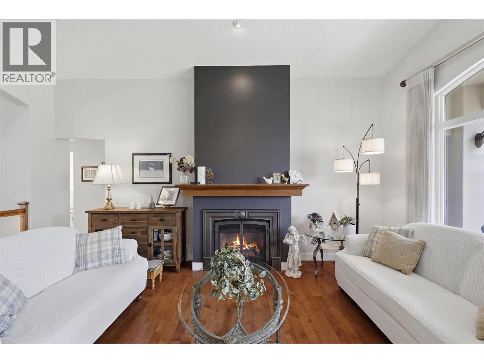 788 Rosewood Crescent - 8