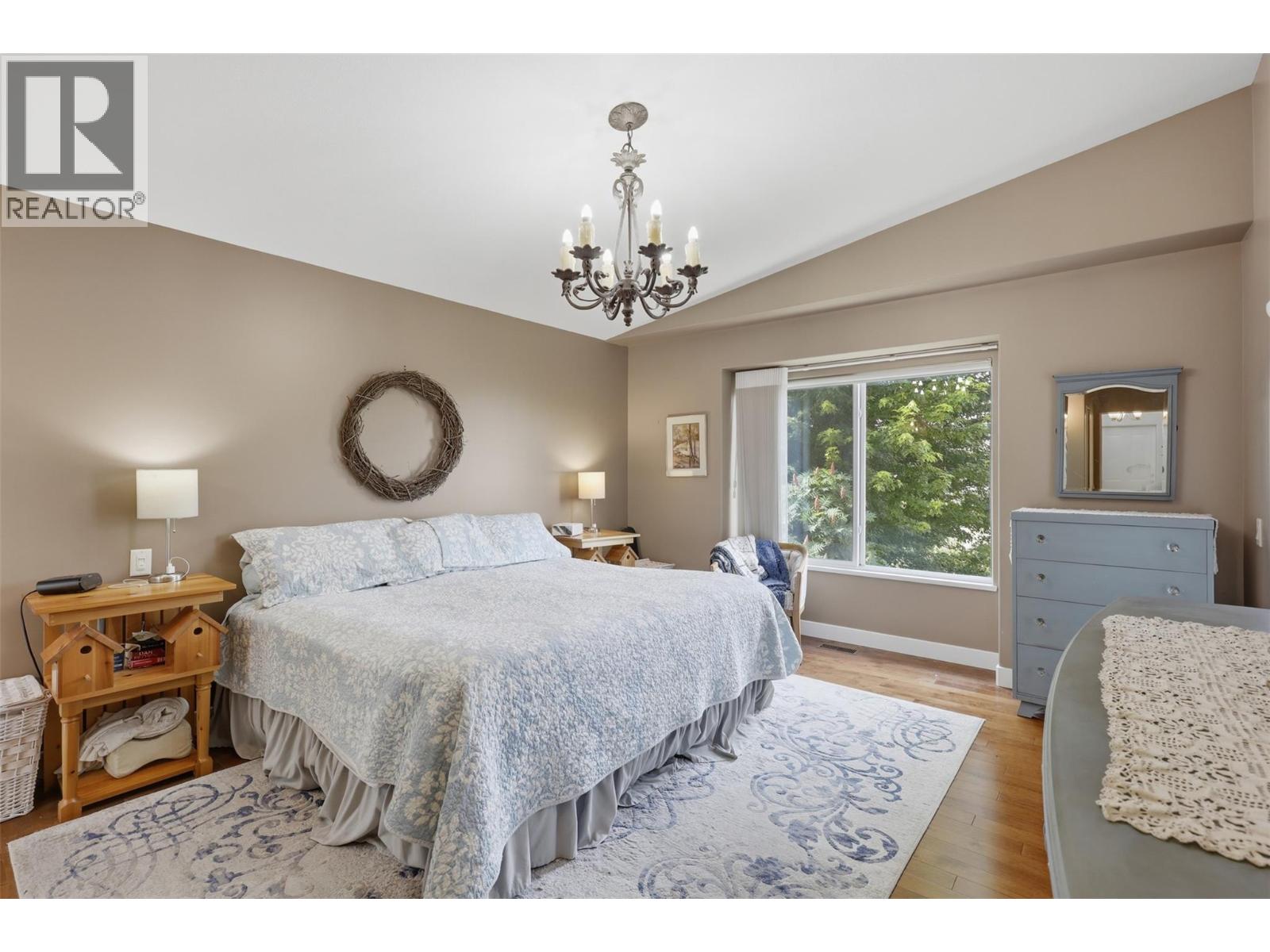 788 Rosewood Crescent - 17
