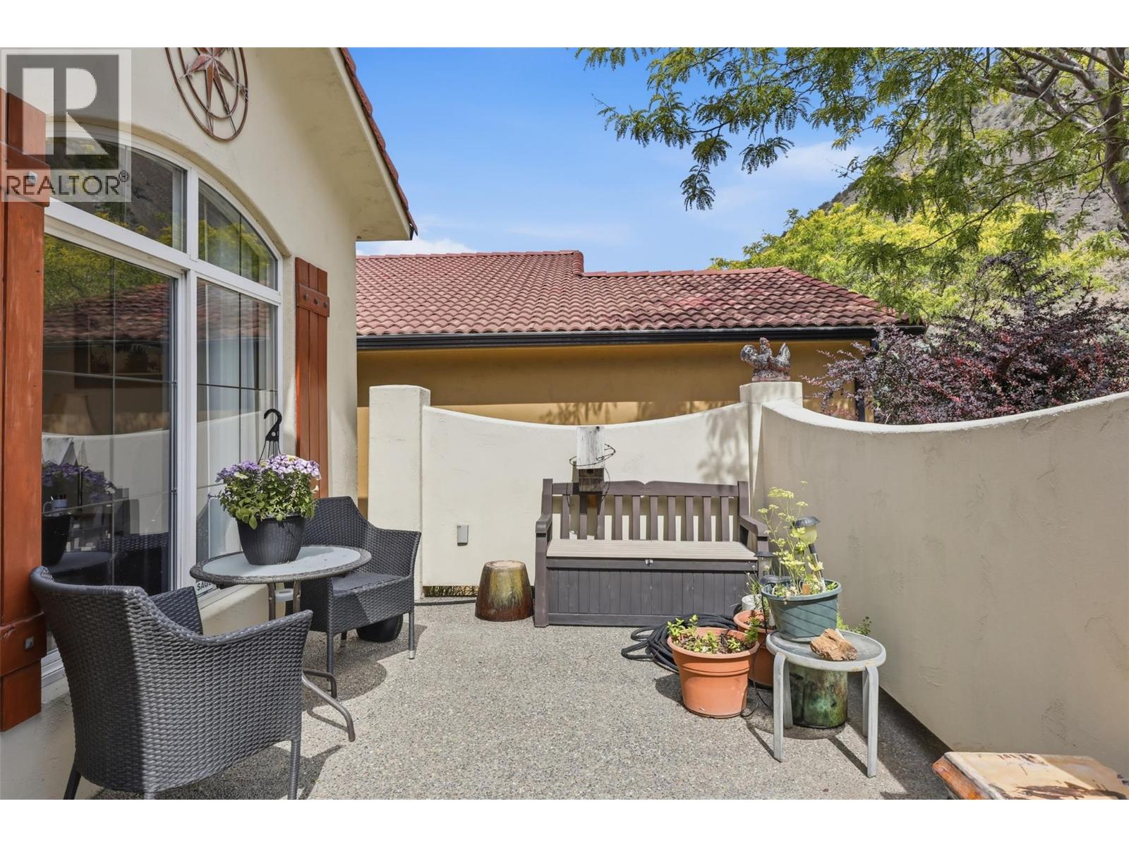 788 Rosewood Crescent - 3