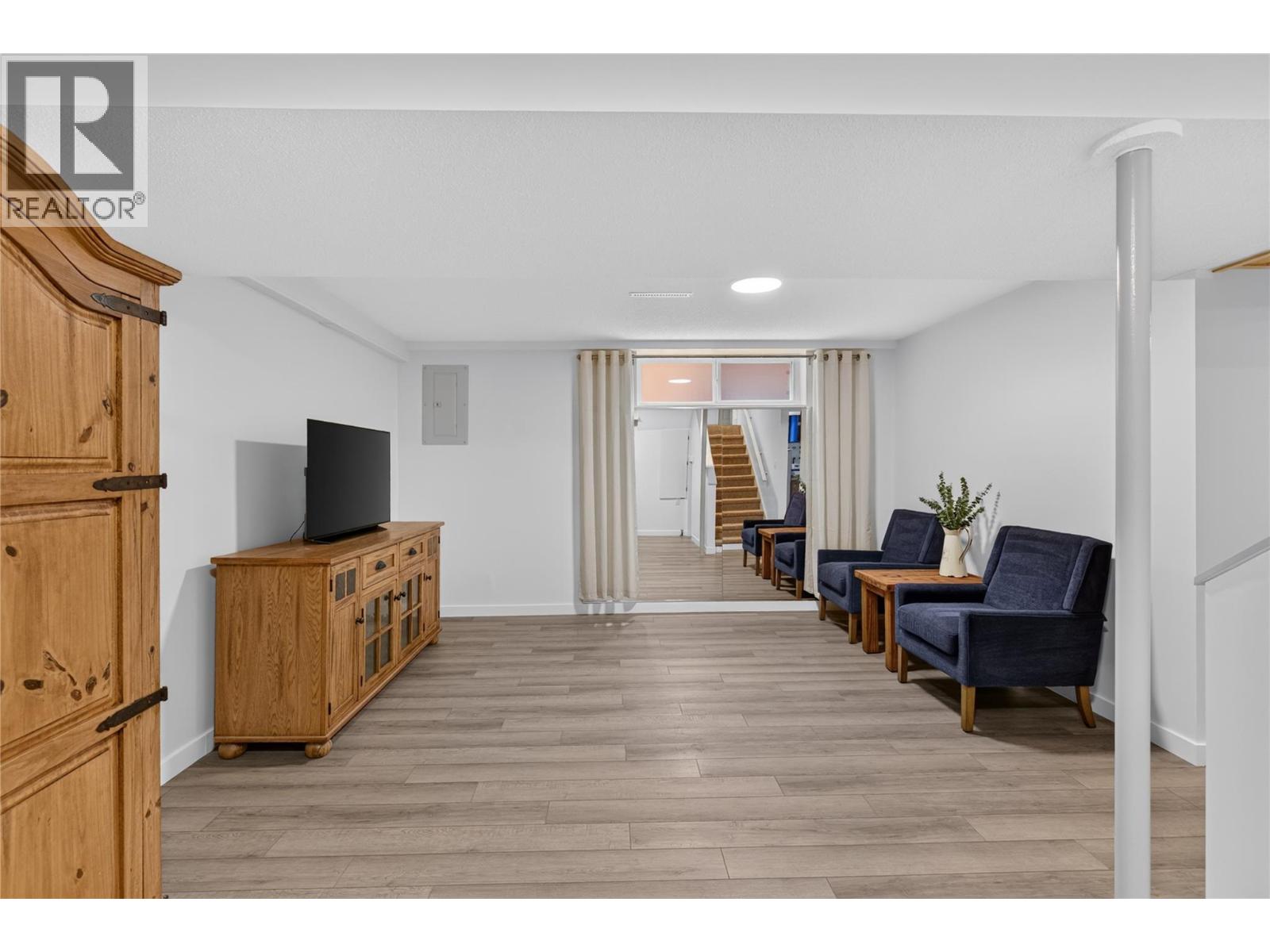 2108 41 Avenue - 37
