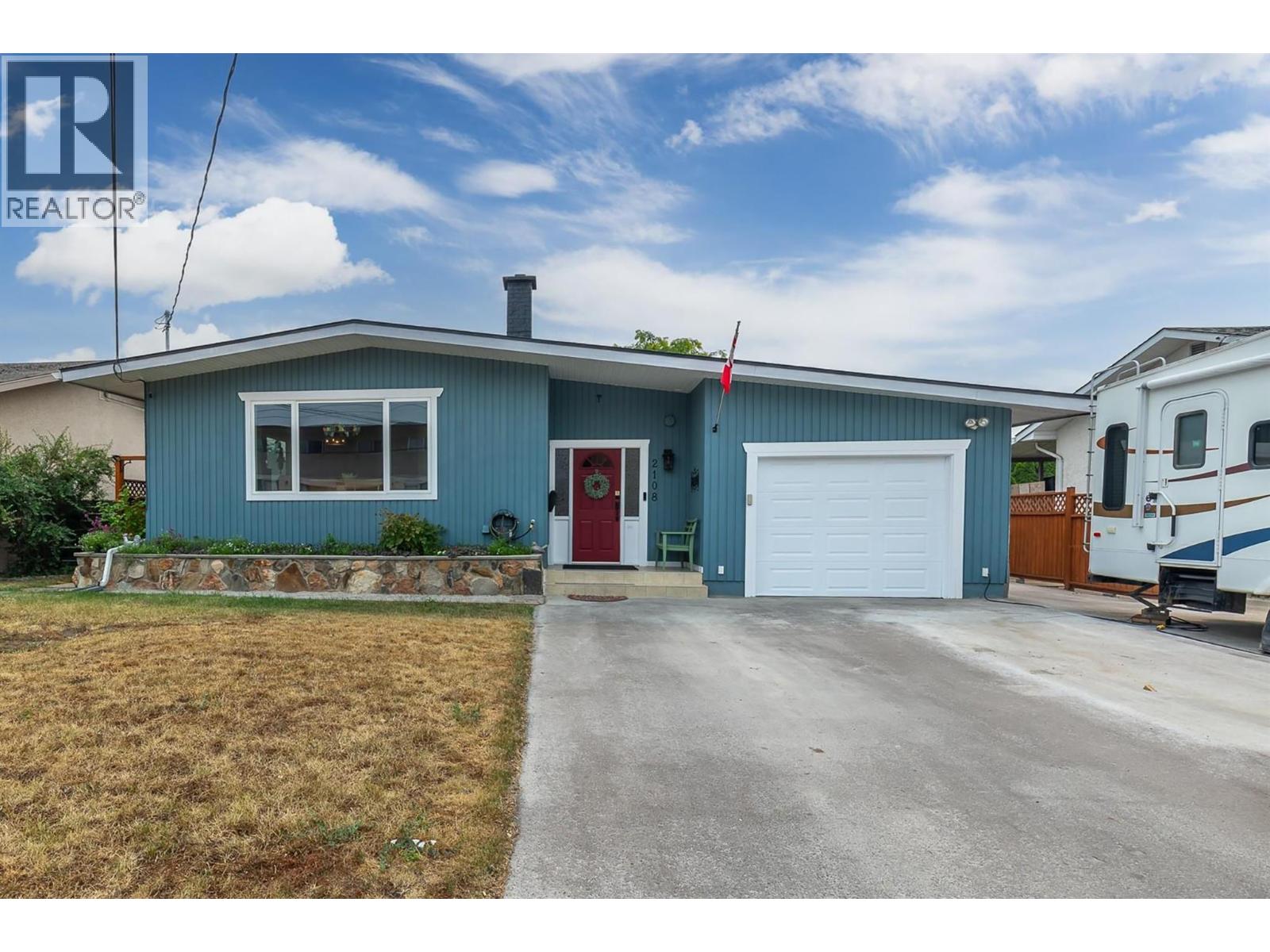 2108 41 Avenue - 1