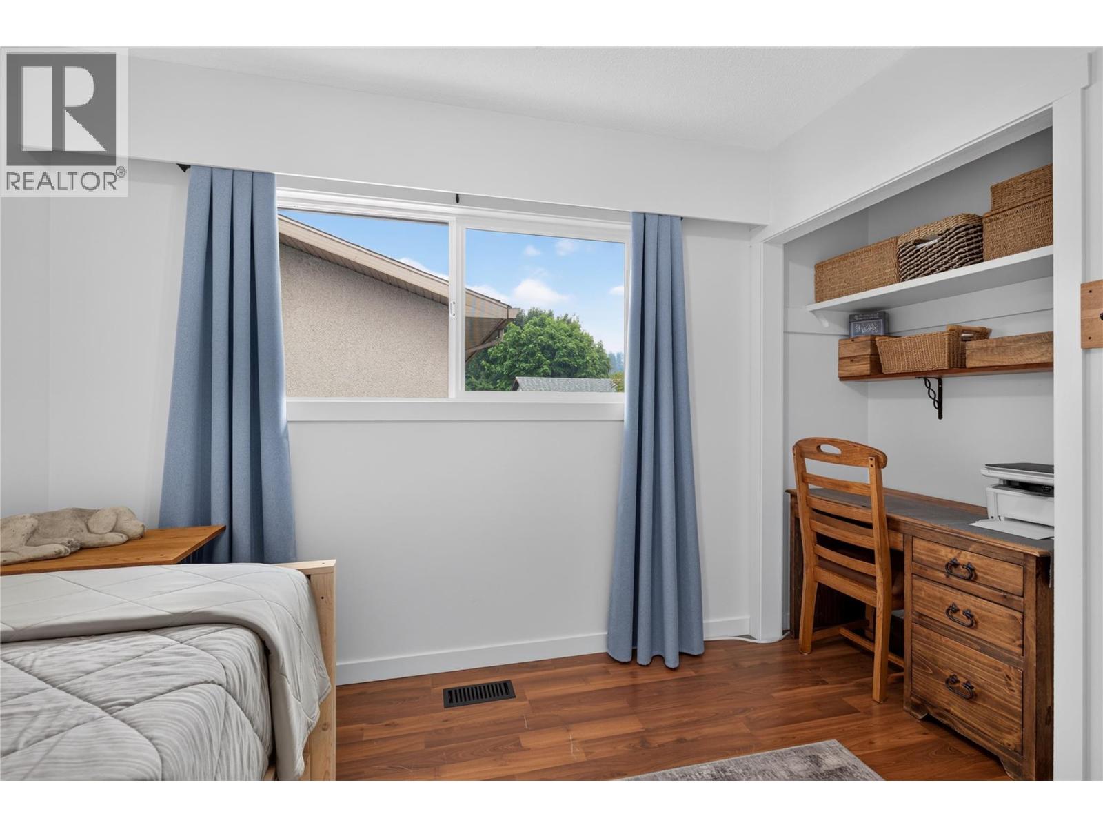 2108 41 Avenue - 25