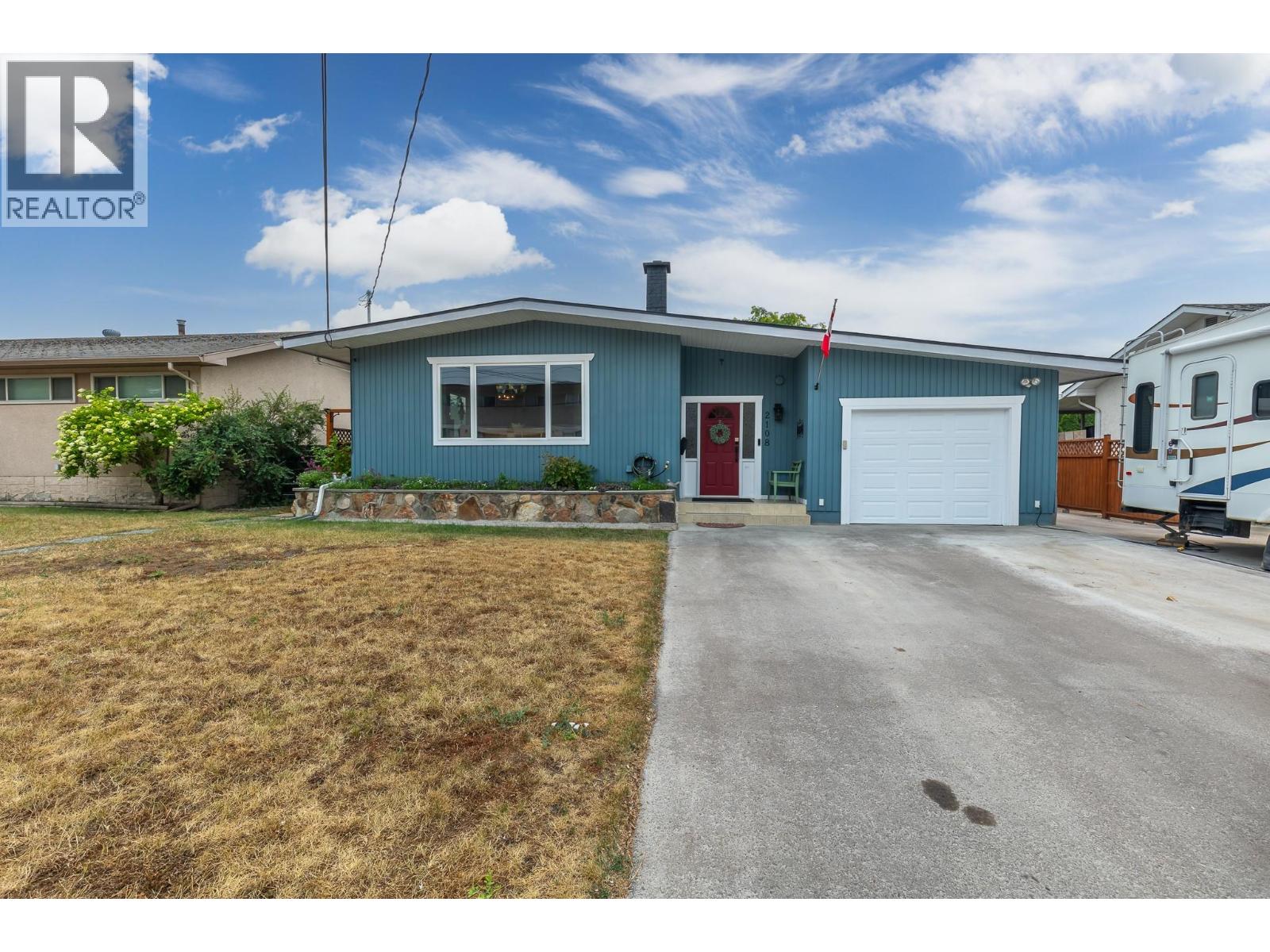 2108 41 Avenue - 2