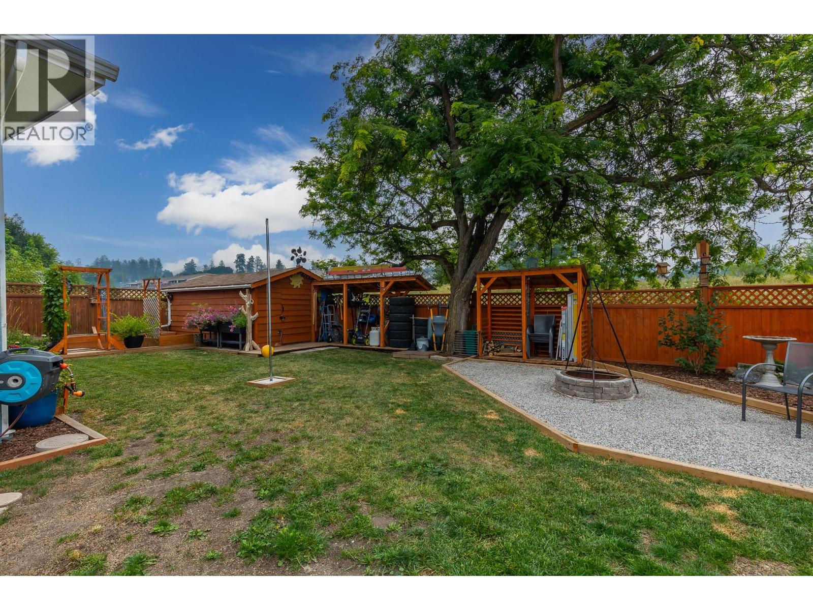 2108 41 Avenue - 68