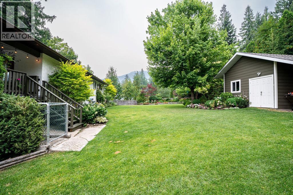 1664 Birch Drive, Revelstoke