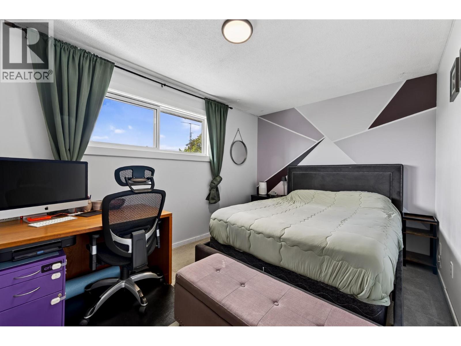 #6 1173 PONLEN Street - 16