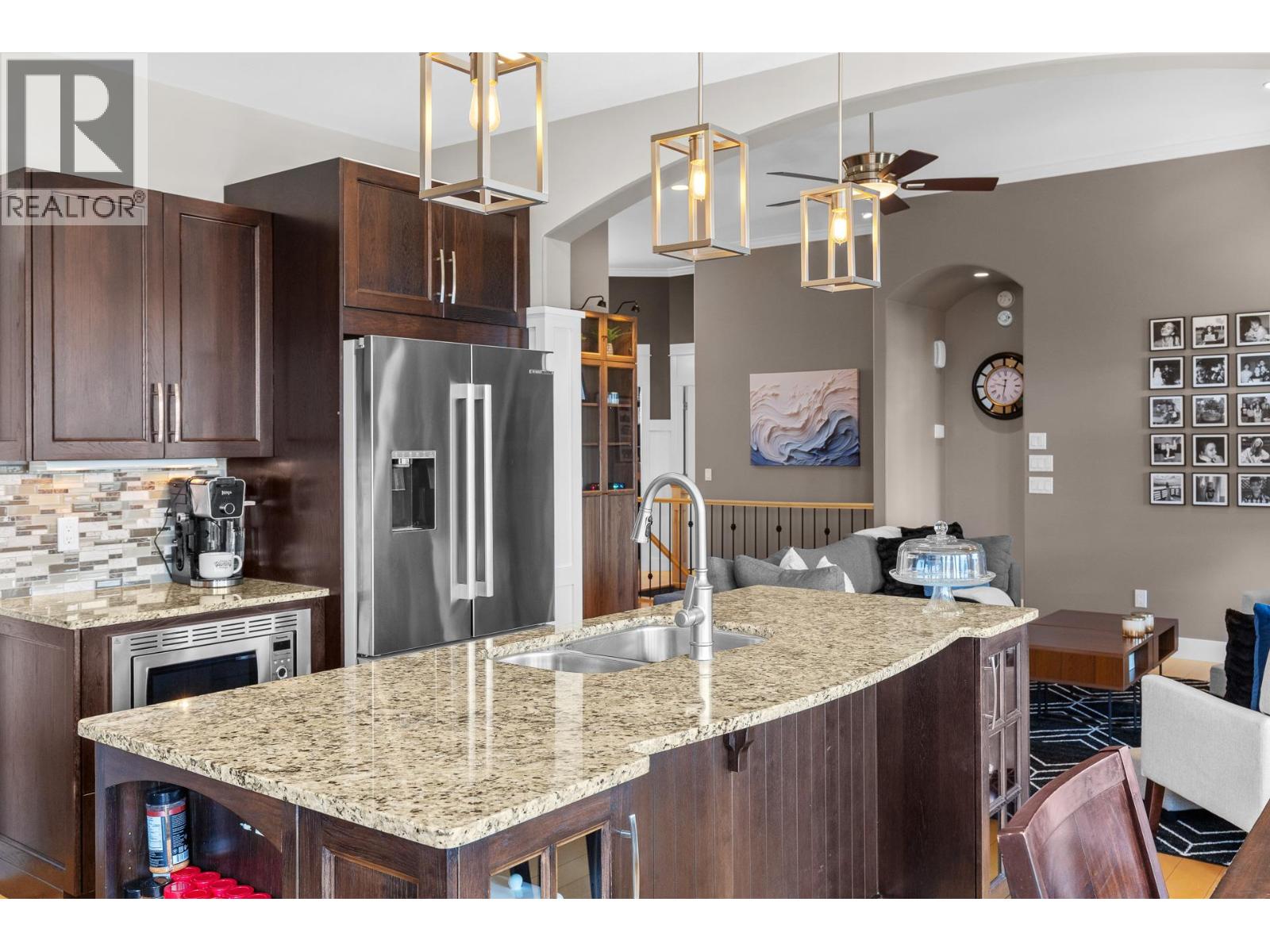  12686 Cliffshore Drive, Lake Country
