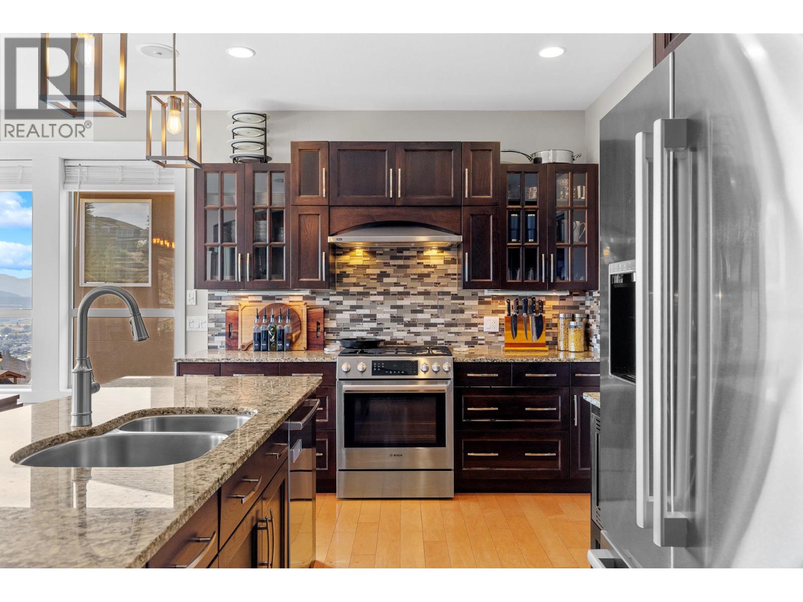  12686 Cliffshore Drive, Lake Country