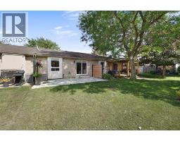 Laundry room - 19 Malibu Drive, Leamington, ON N8H5G4 Photo 6