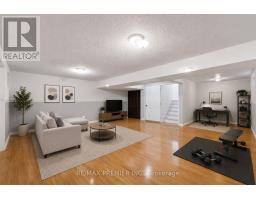 Ground & Lower - 21 Avon Crescent, Vaughan, ON L4L1H4 Photo 22