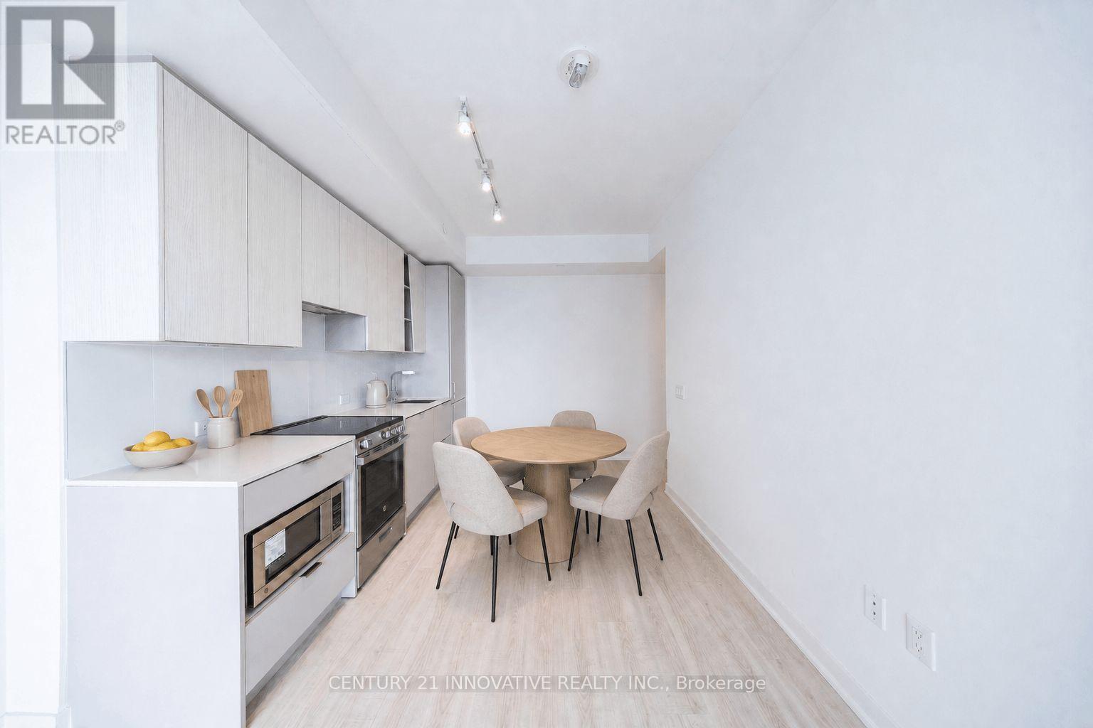 #4011 3883 QUARTZ ROAD W - 13