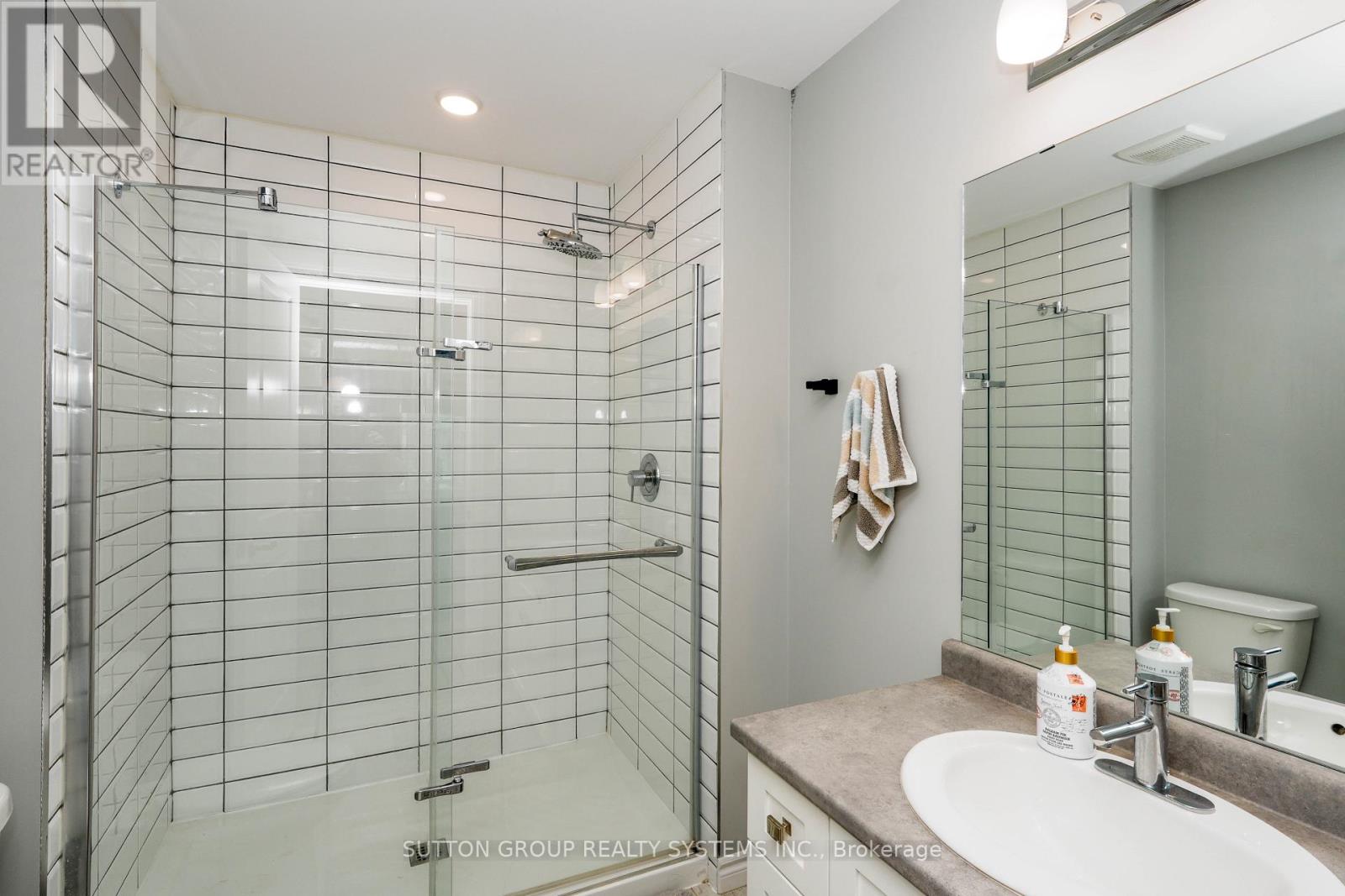 4883 CONNOR DRIVE - 21