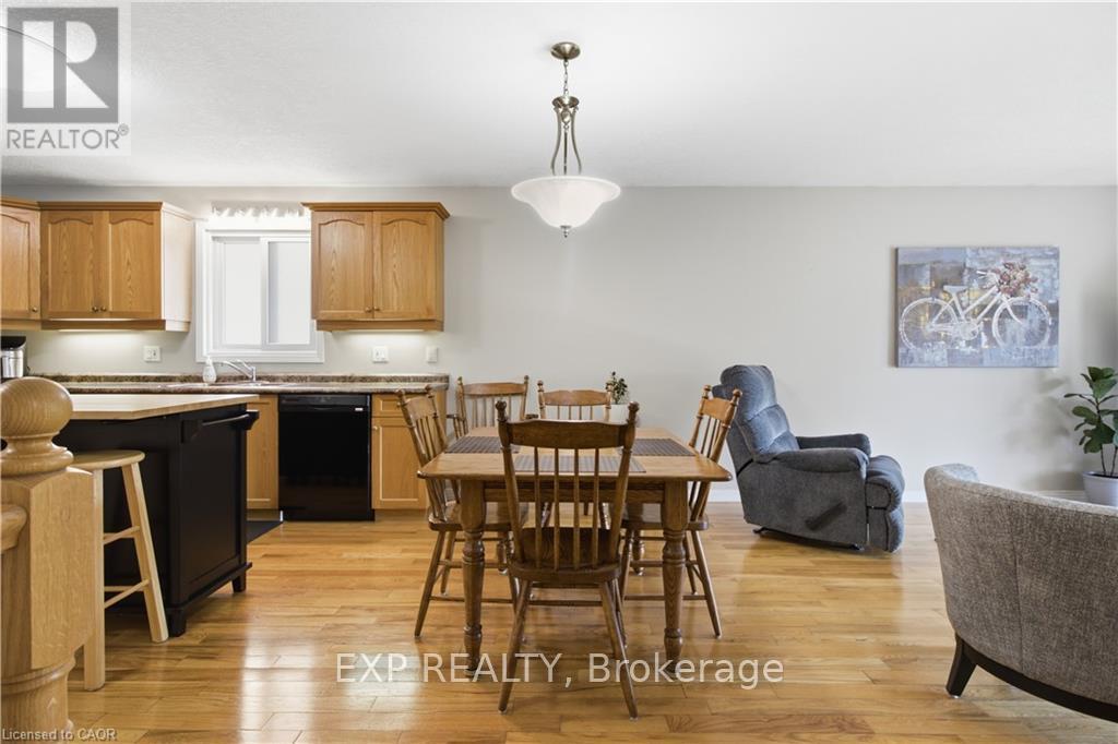 138 STIEFELMEYER CRESCENT - 11