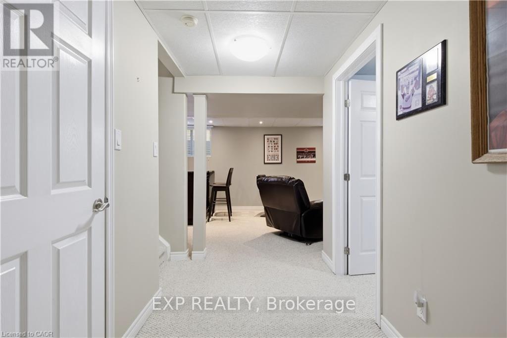 138 STIEFELMEYER CRESCENT - 23