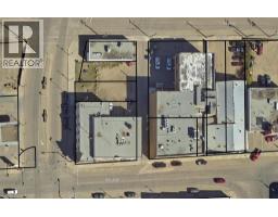 9905 100 Street, Peace River, AB T8S1S1 Photo 6