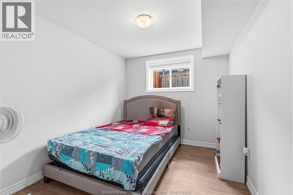 165 THOMAS AVENUE - Image 21