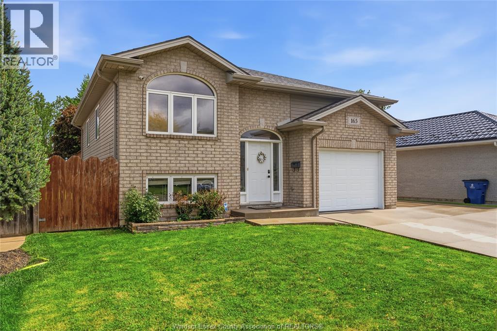 165 THOMAS AVENUE - 4