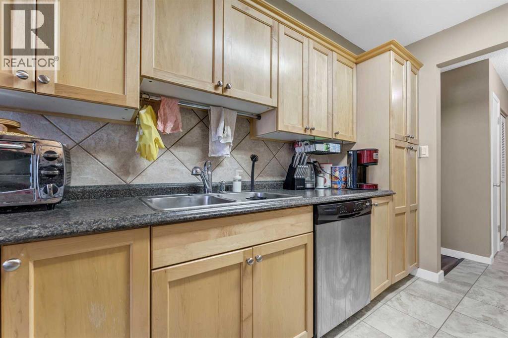 #7 512 McCutcheon Drive NW - Image 10