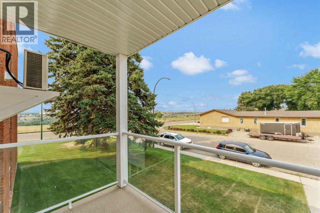 #7 512 McCutcheon Drive NW - Image 25