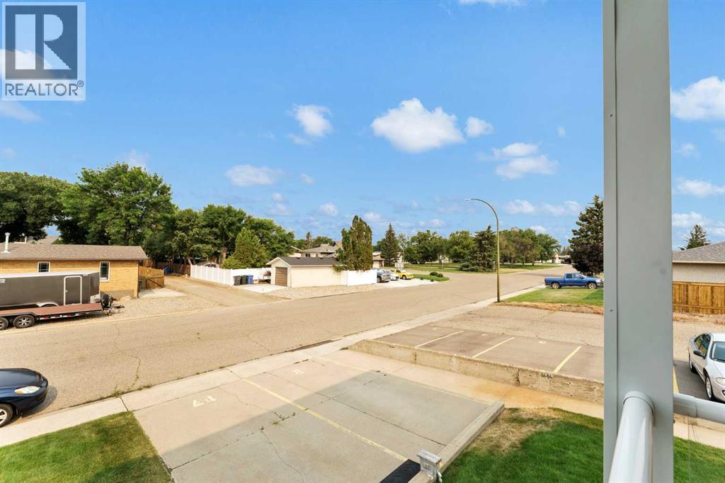 #7 512 McCutcheon Drive NW - Image 28
