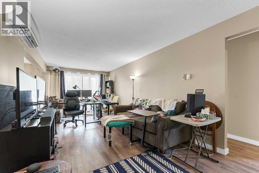 #7 512 McCutcheon Drive NW - Image 18
