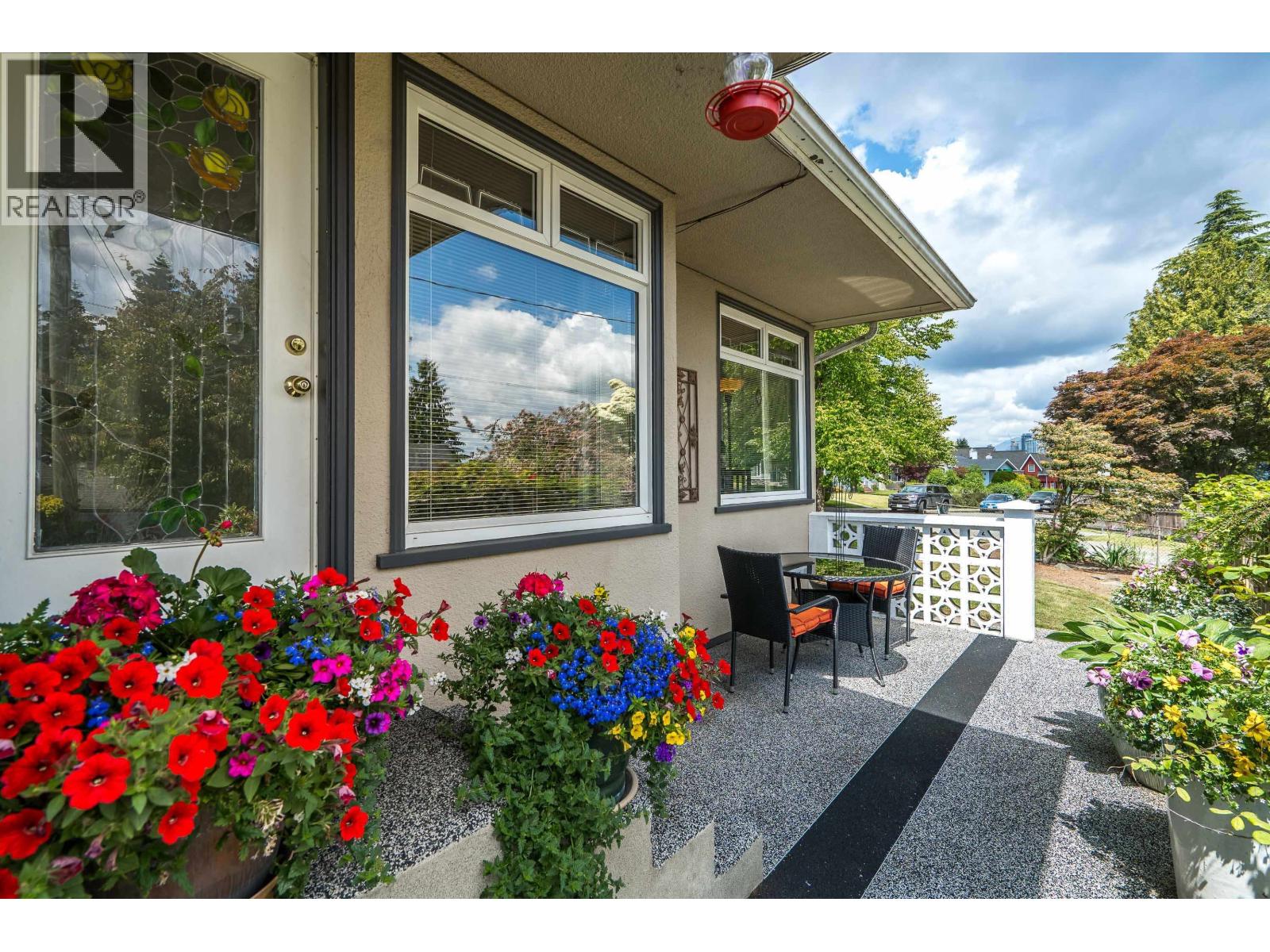 324 CHURCHILL AVENUE, New Westminster