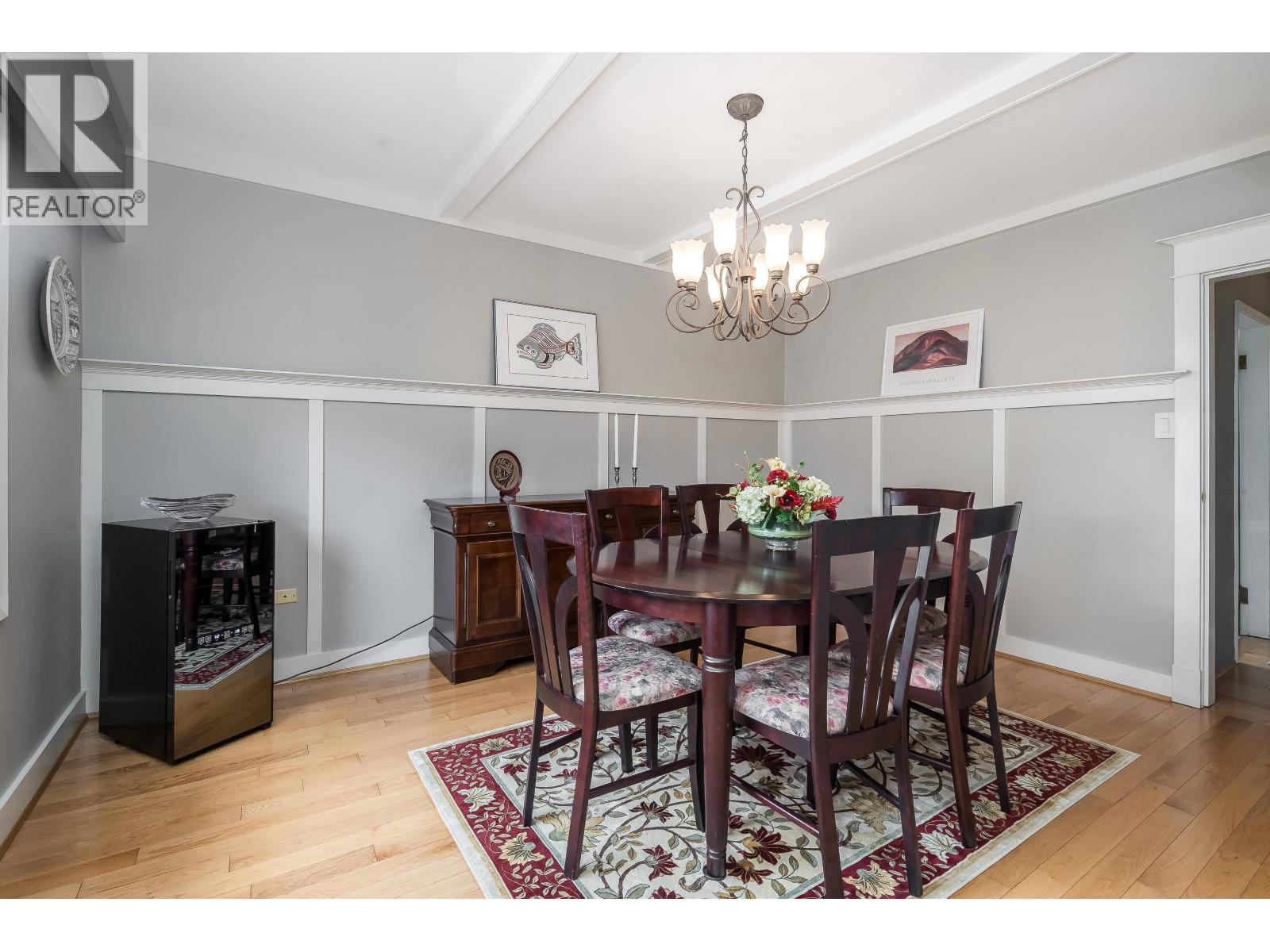 324 CHURCHILL AVENUE, New Westminster
