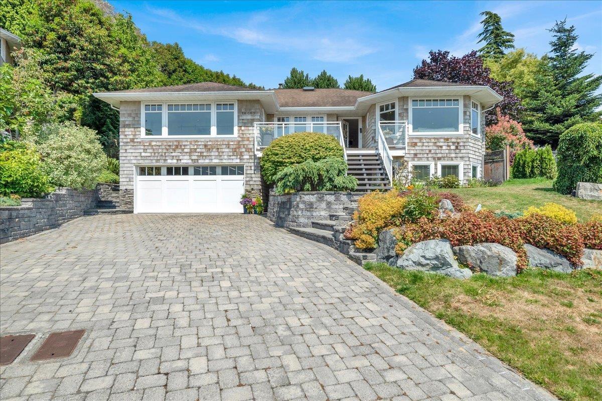 16063 8 AVENUE, Surrey — photo 2