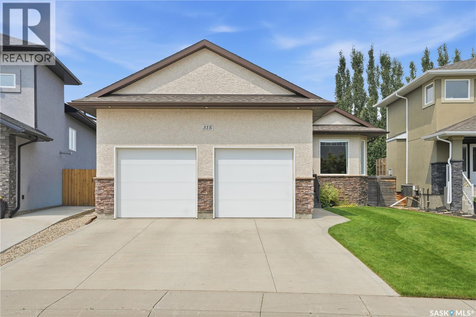 315 Werschner LANE, Saskatoon — photo 2