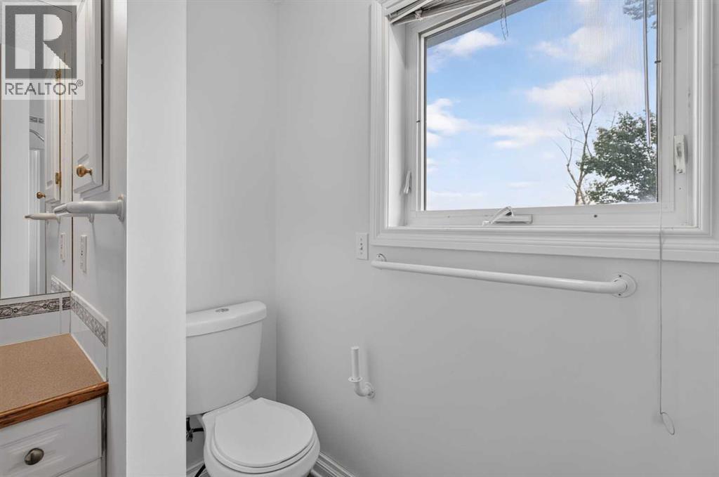 126 Bridlewood Way SW - 30