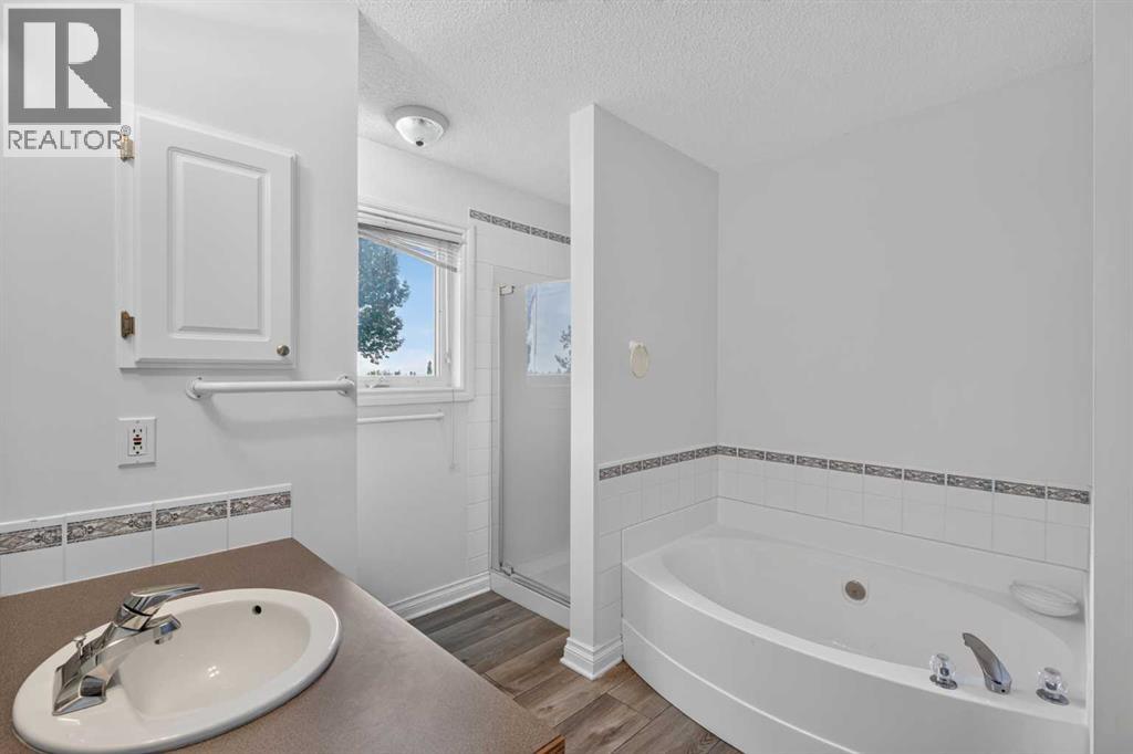 126 Bridlewood Way SW - 34