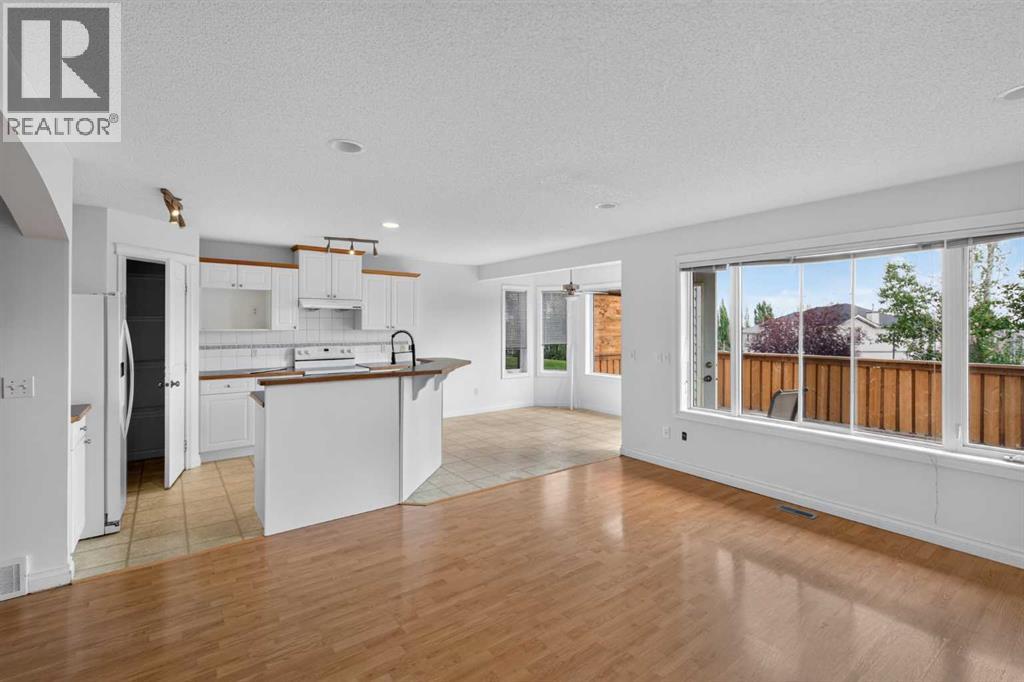 126 Bridlewood Way SW - 19