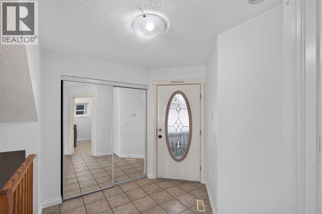 126 Bridlewood Way SW - 11