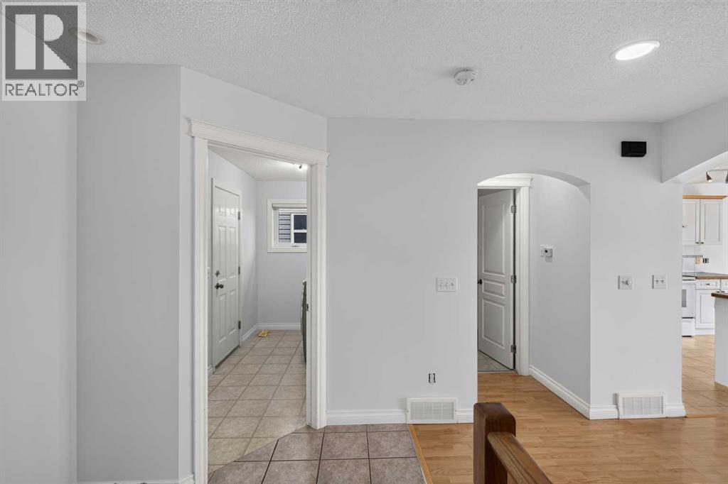 126 Bridlewood Way SW - 13