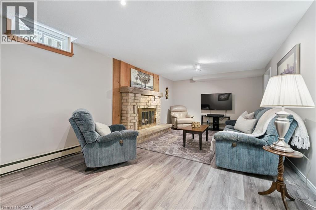 11 BITZER Court - Image 32