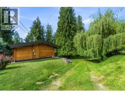 7420 Stampede Trail, Anglemont, BC V0E1M8 Photo 36